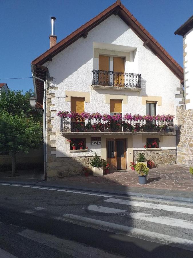 Jaurrieta Casa Rural Lucuj מראה חיצוני תמונה